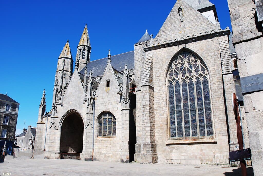 Collégiale Saint-Aubin