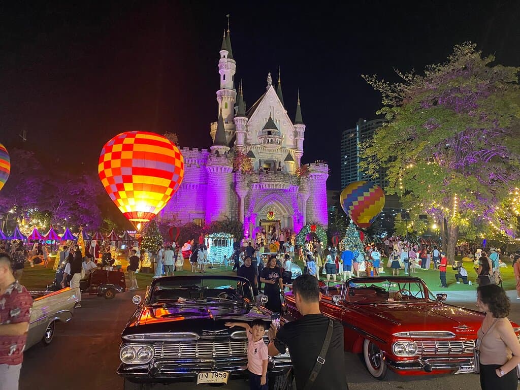 Jodd Fairs Dan Neramit Bangkok