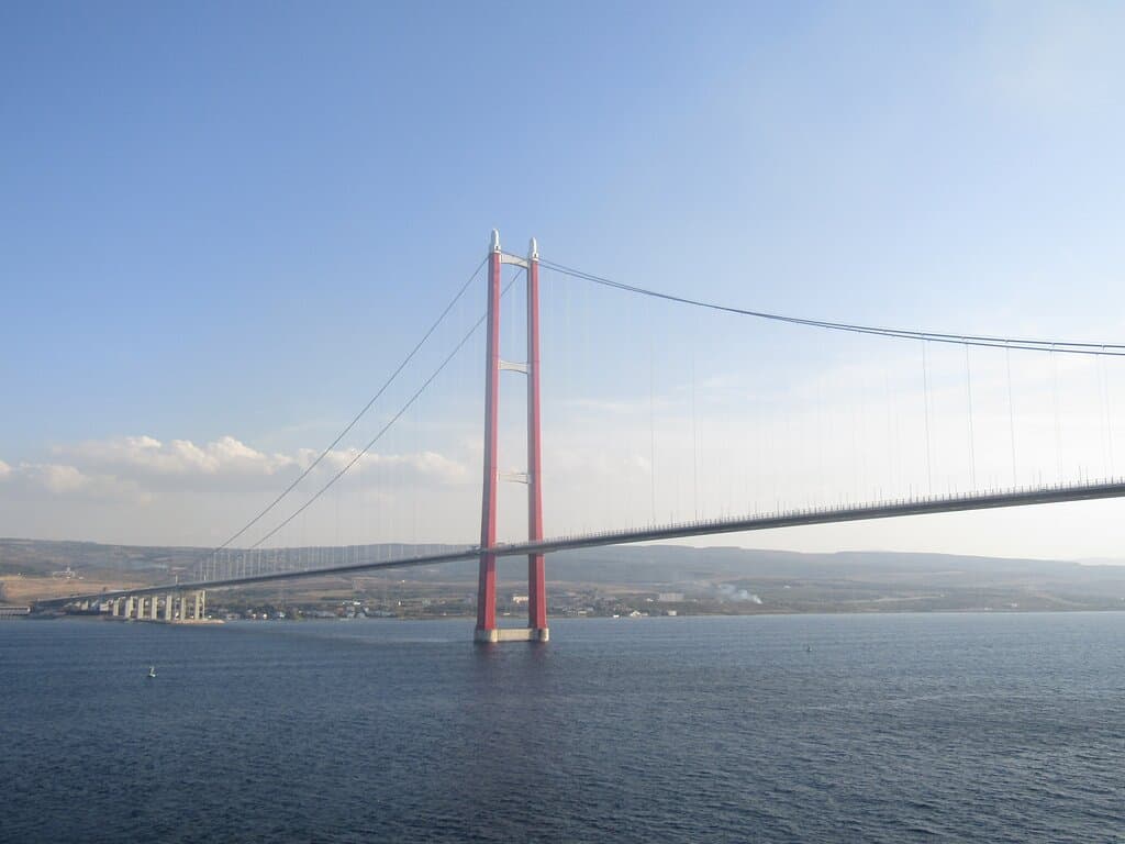 VISTA DEL PUENTE