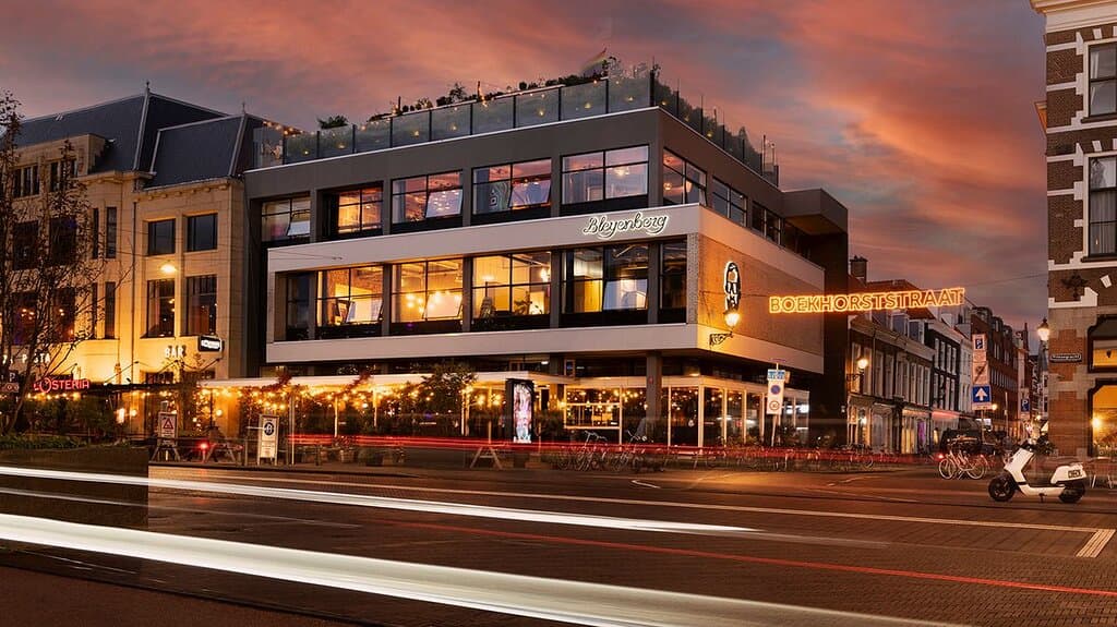 Karaoke  Restobar  Meeting & Events spaces  Rooftop Bar