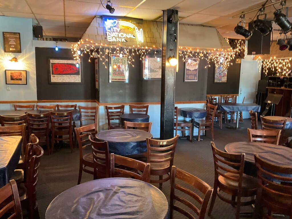 Bluebird Cafe Nashville