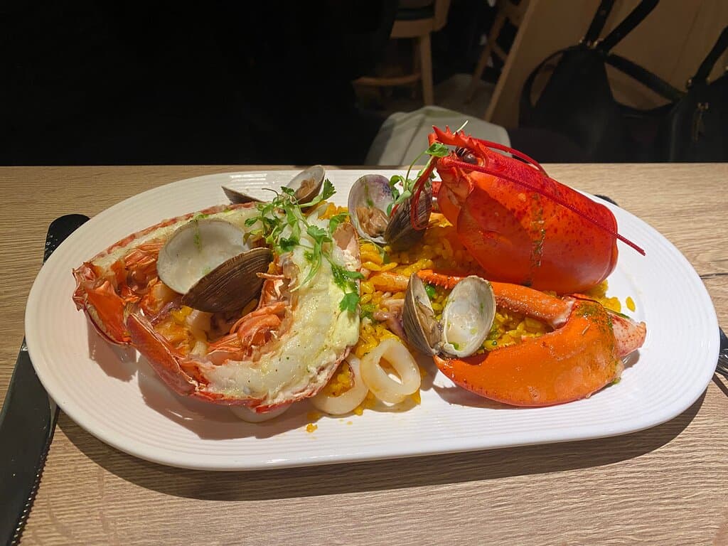 lobster paella