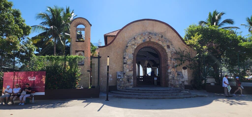 Santa Cruz Chapel
