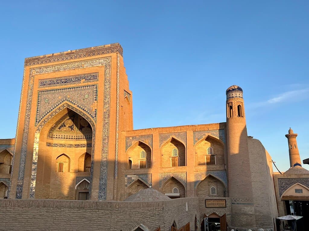 Allakuli Khan Madrasa