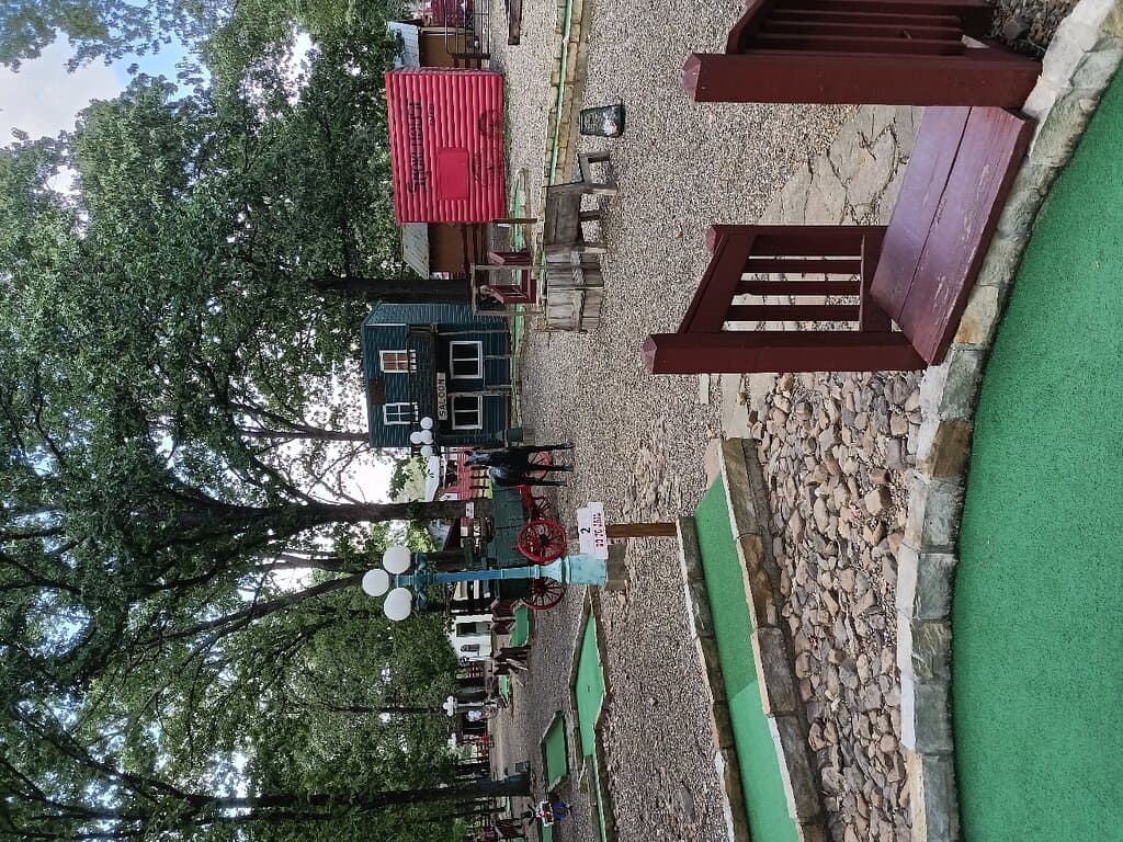 Rock Venture Mini Golf