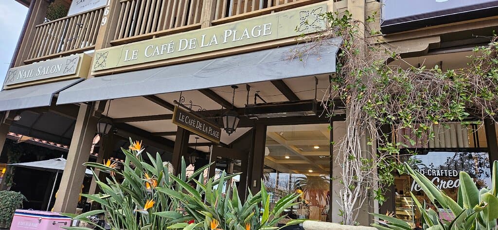 Plage Café