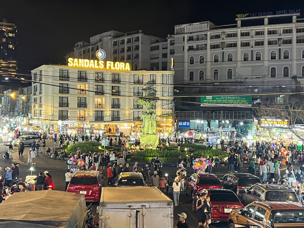 Dalat Night Market