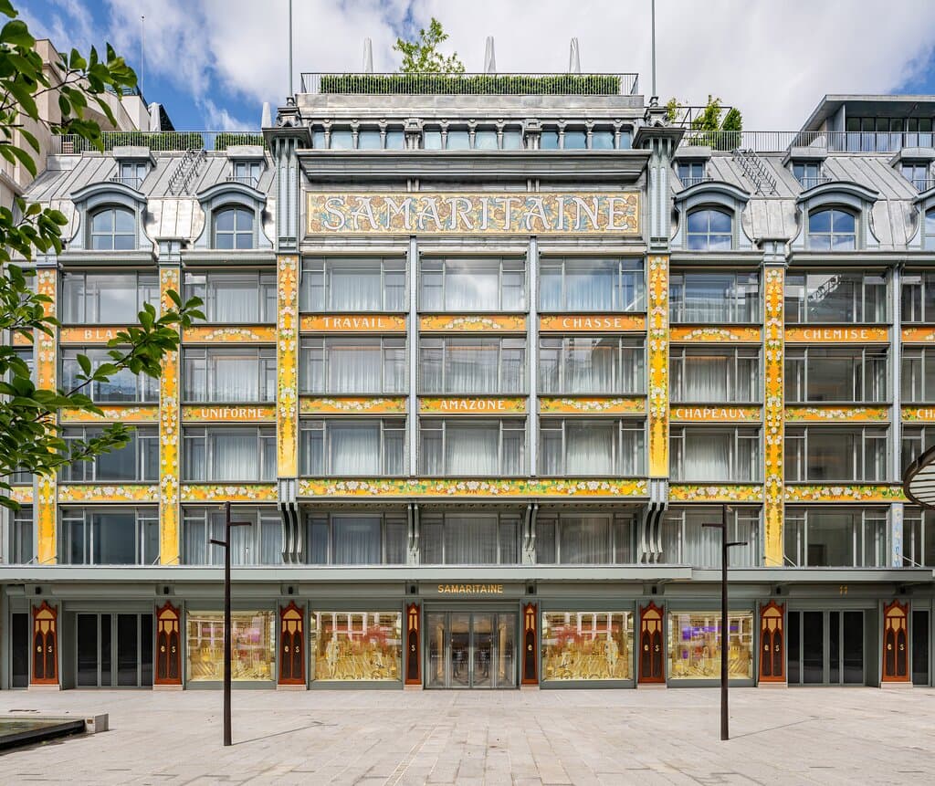 Façade de la Samaritaine.