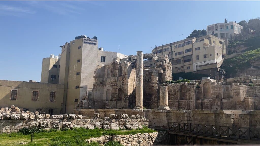 Nymphaeum (ancient monument)