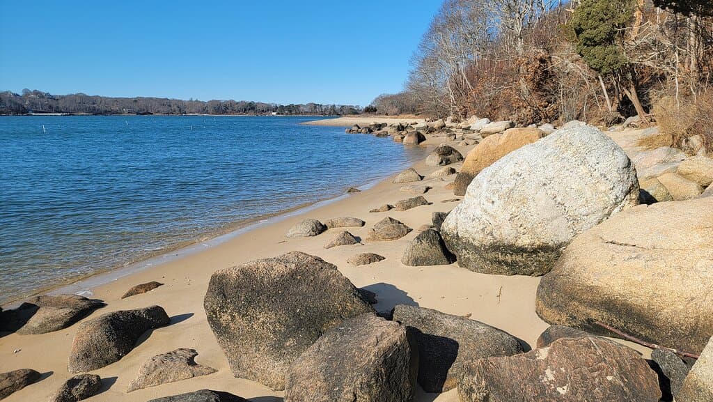 The Knob Quissett Harbor