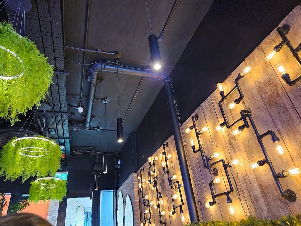 Wishbone Restaurant