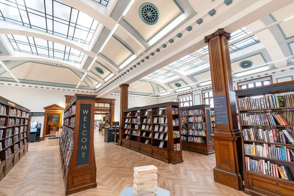 Crown Street Library