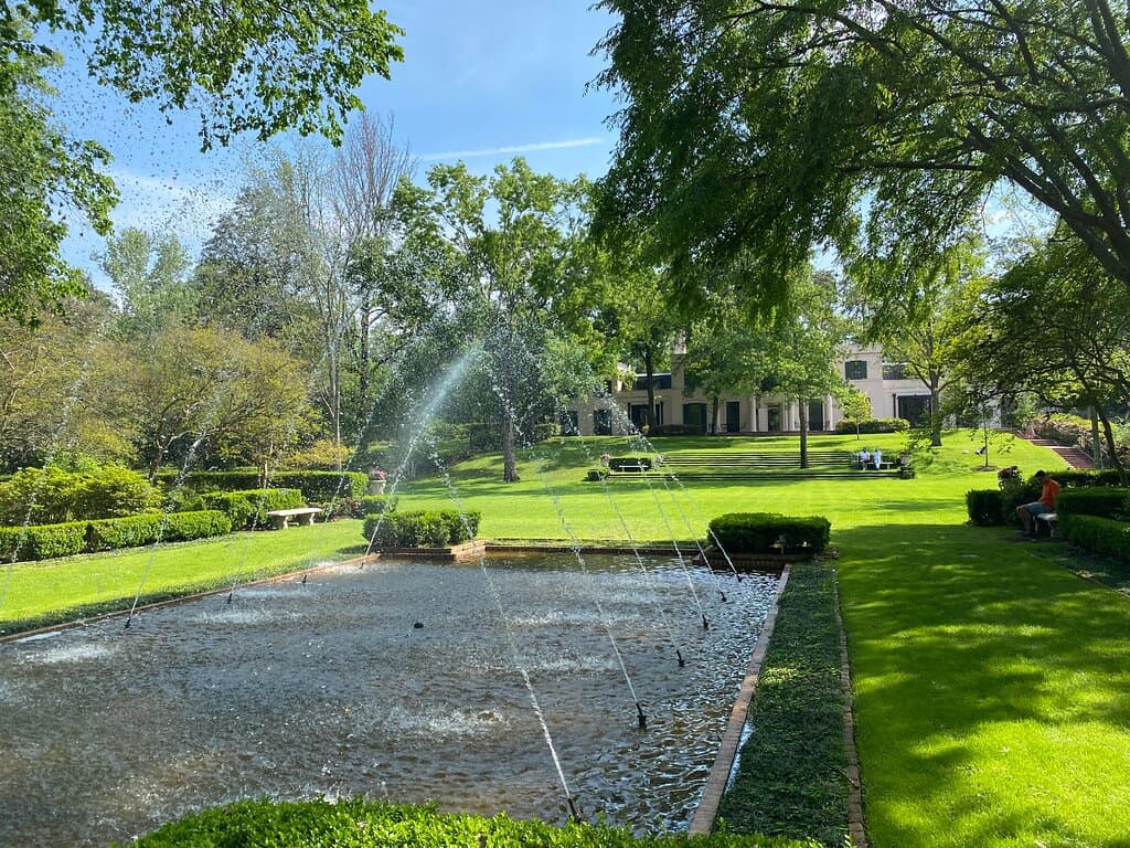 Pretty Fountains