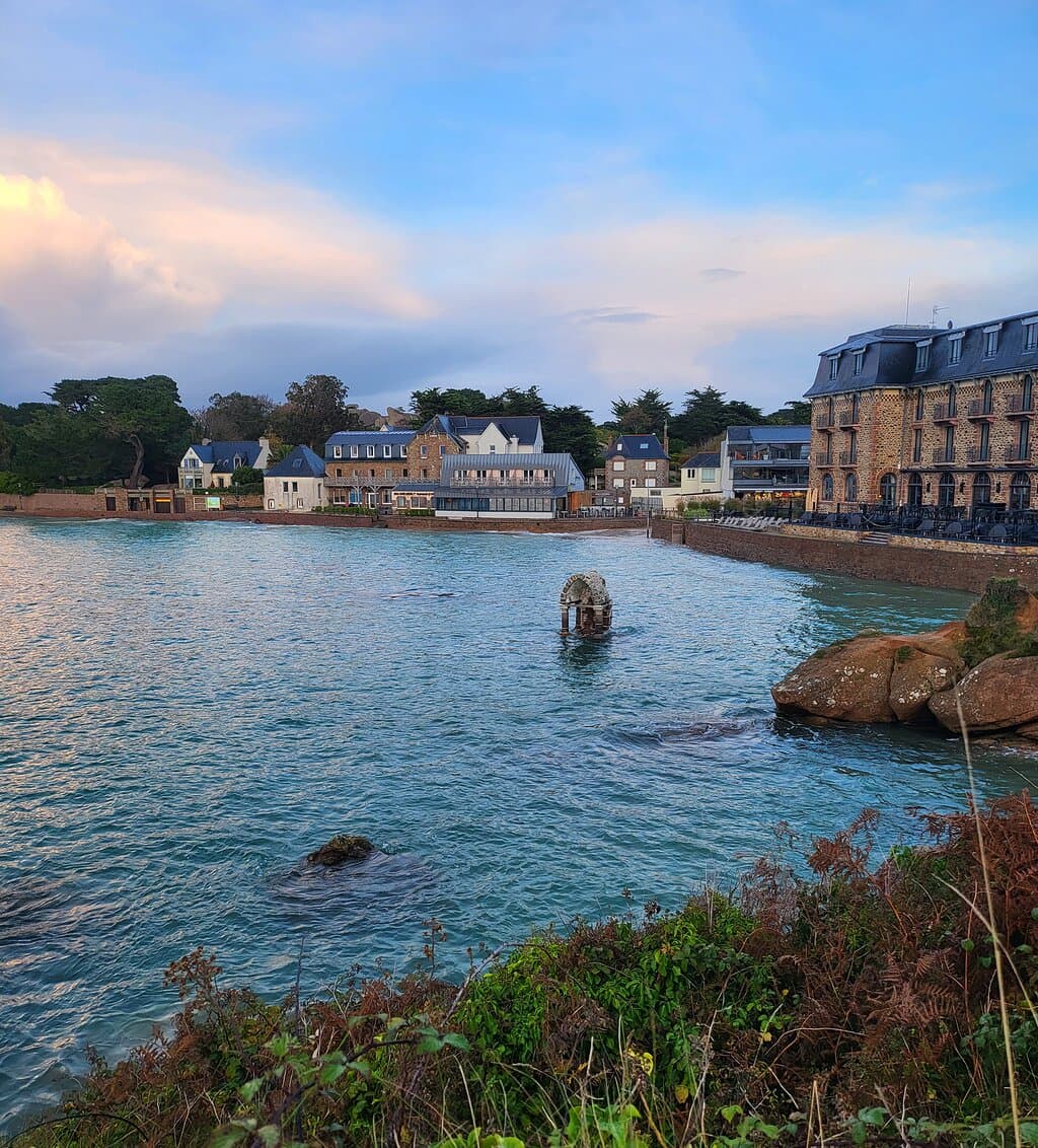Saint-Guirec Oratory