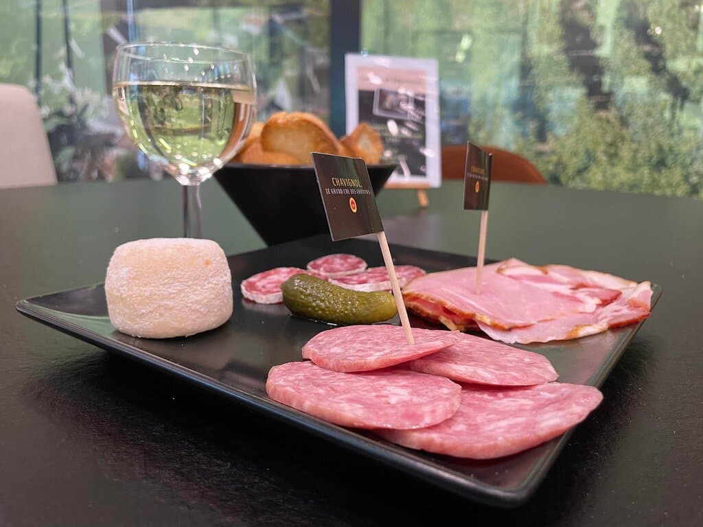 L'assiette de dégustation de la fromagerie Dubois Boulay