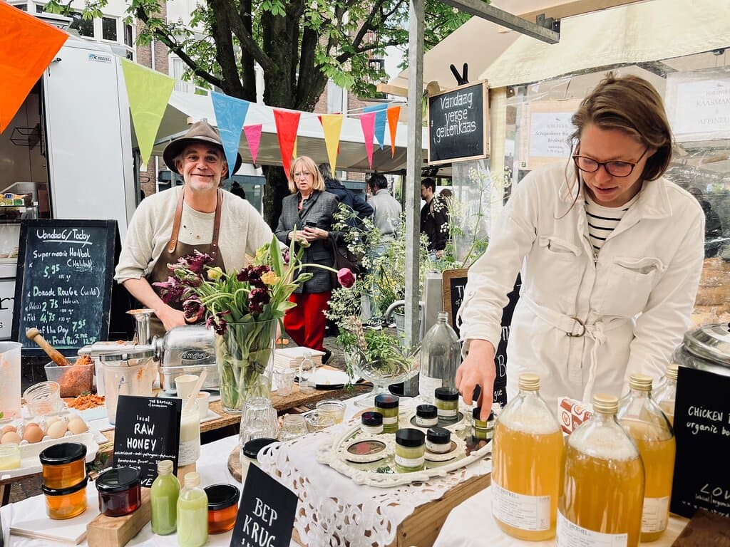 Uses beef broth to make salve