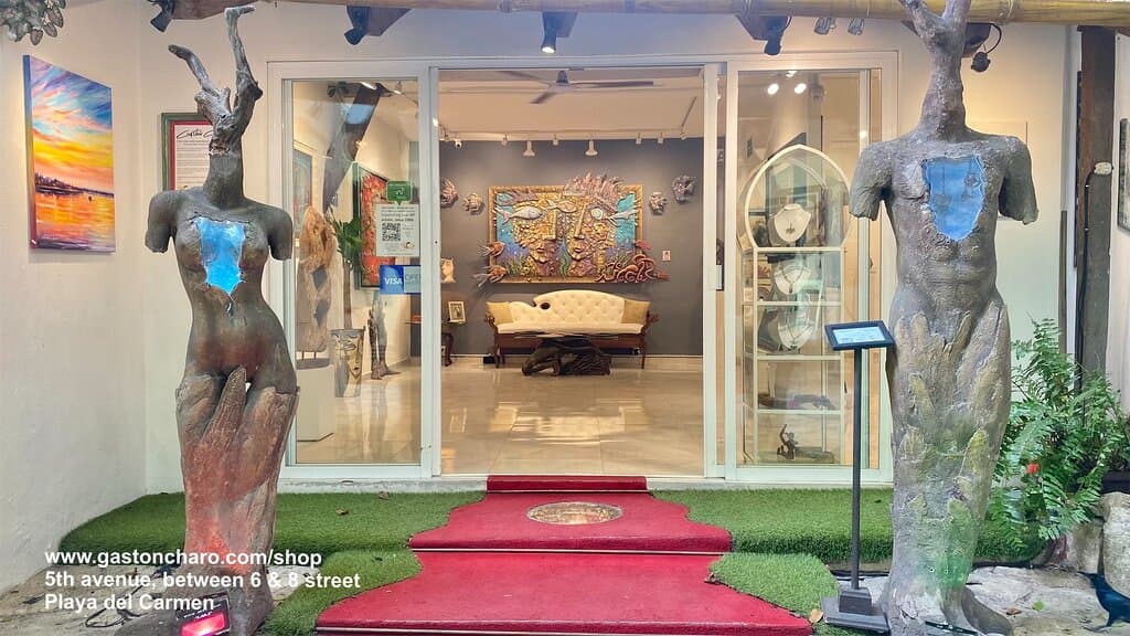 Art Gallery by Gaston Charo in Playa del Carmen
Supporting over 47 artists, since 2000.
5th avenue, between 6 and 8, inside “Jardin de Marieta”

Playa del Carmen, visit playa del Carmen, visit tulum, buy art, art collectors, Gaston Charo Art, artwork, local art, local artists.