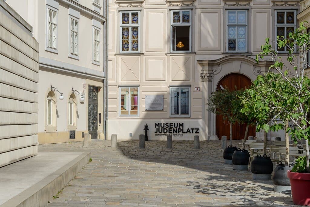 Entrance of Museum Judenplatz