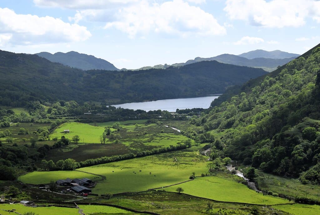 Il lago visto da un punto panoramico