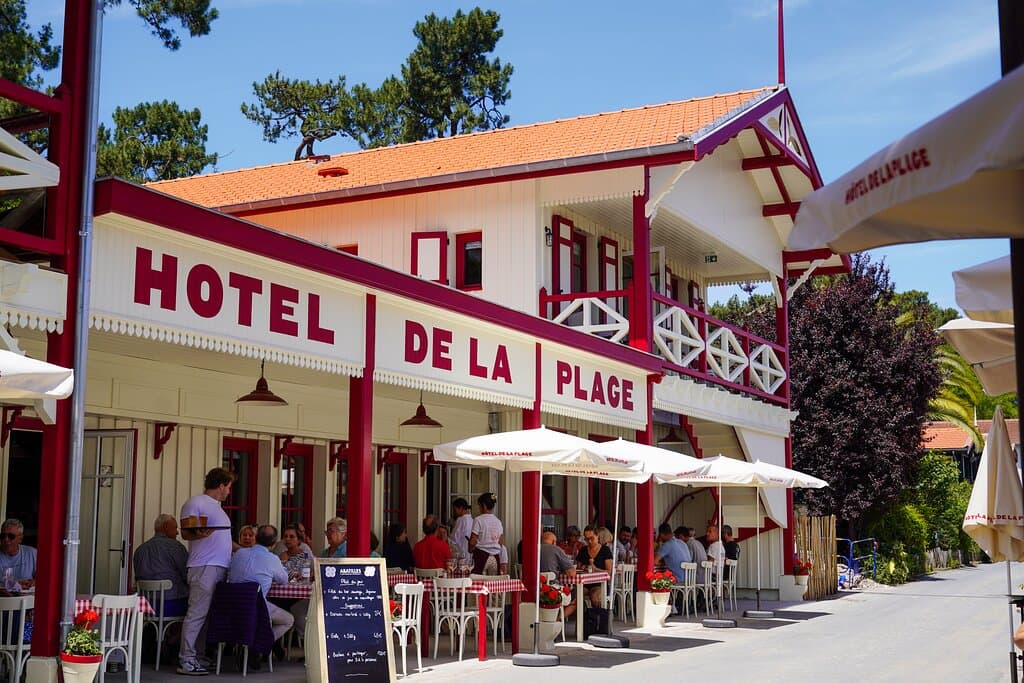 Hôtel de la Plage - Avenue de l'Herbe