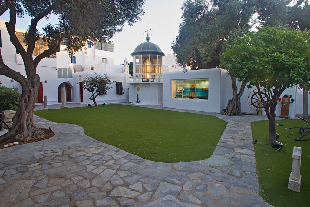 The back yard of the museum 
