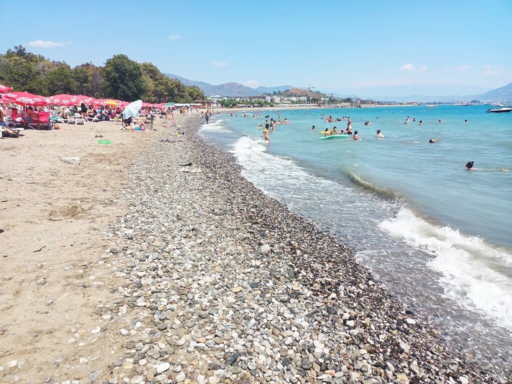 Akmaz Beach