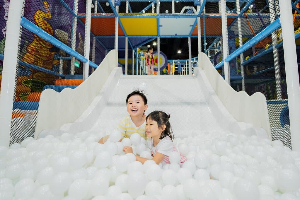 BUBBLE ZONE
