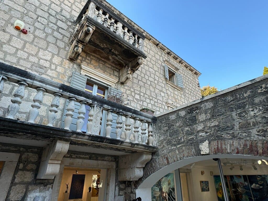 Branislav Dešković Gallery