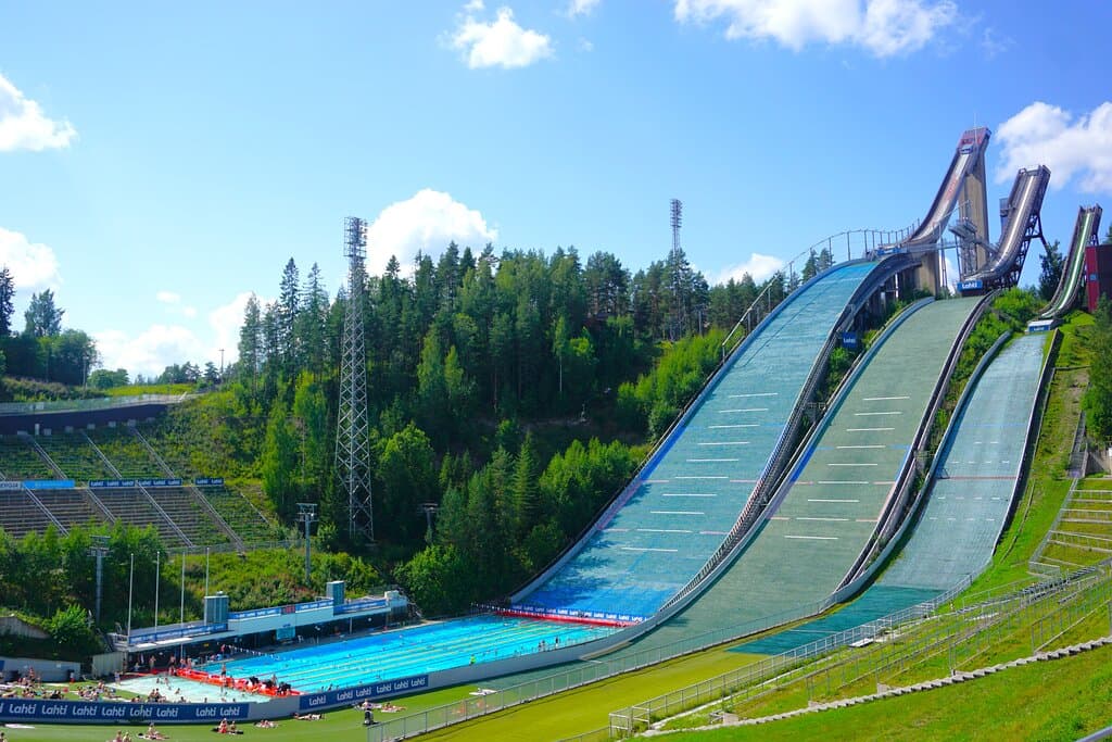 Ski jumping hills in Lahti