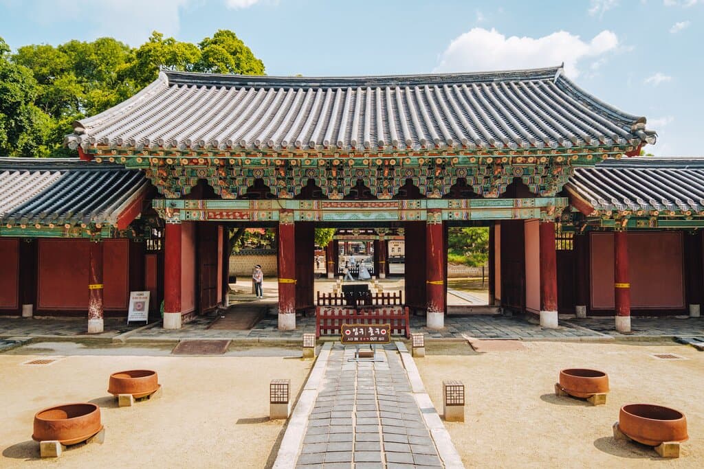 Gyeonggijeon Shrine