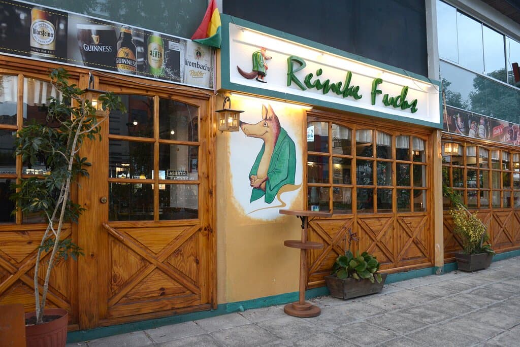 Restaurant estilo aleman con gran variedad de platos y bebidas