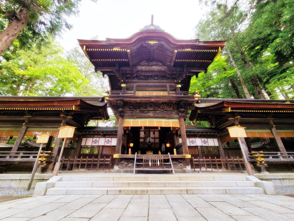 諏訪大社 下社 春宮　境内