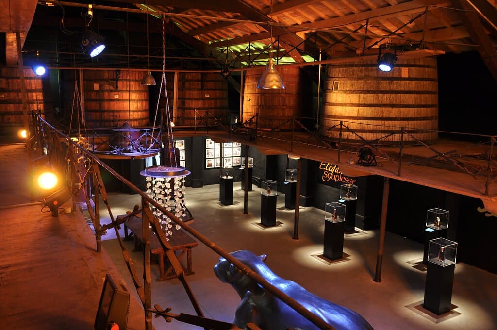 Chai Mezzanine