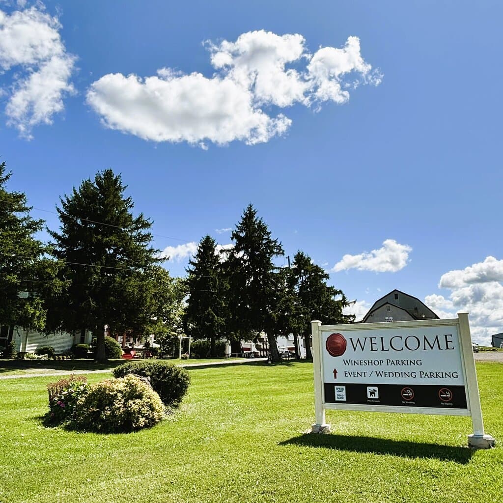 The Staff family have lived and worked on this property for over 200 years. Owner/winemaker Sue-Ann Staff is the 7th generation of the family to farm here, and the 5th generation of the family to grow grapes. 
