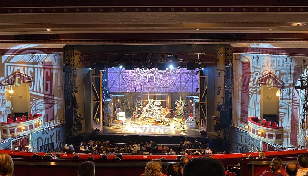 Hull New Theatre