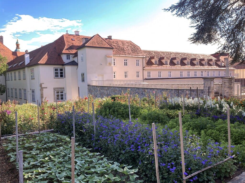 Rosengarten im Burggarten Graz