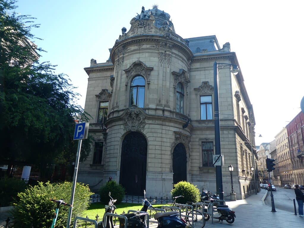 Wenckheim Palace (library) i Budapest