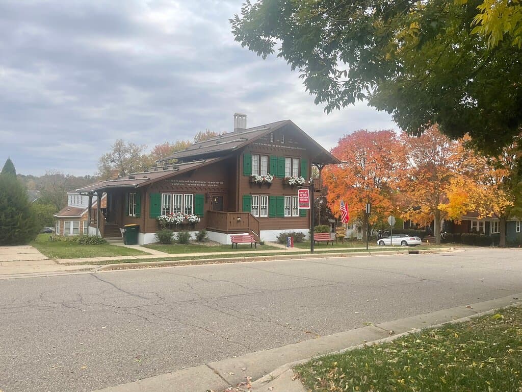 Fascinating family house donated by Edwin Barlow. His family was from the Canton of Glarus in Switzerland.