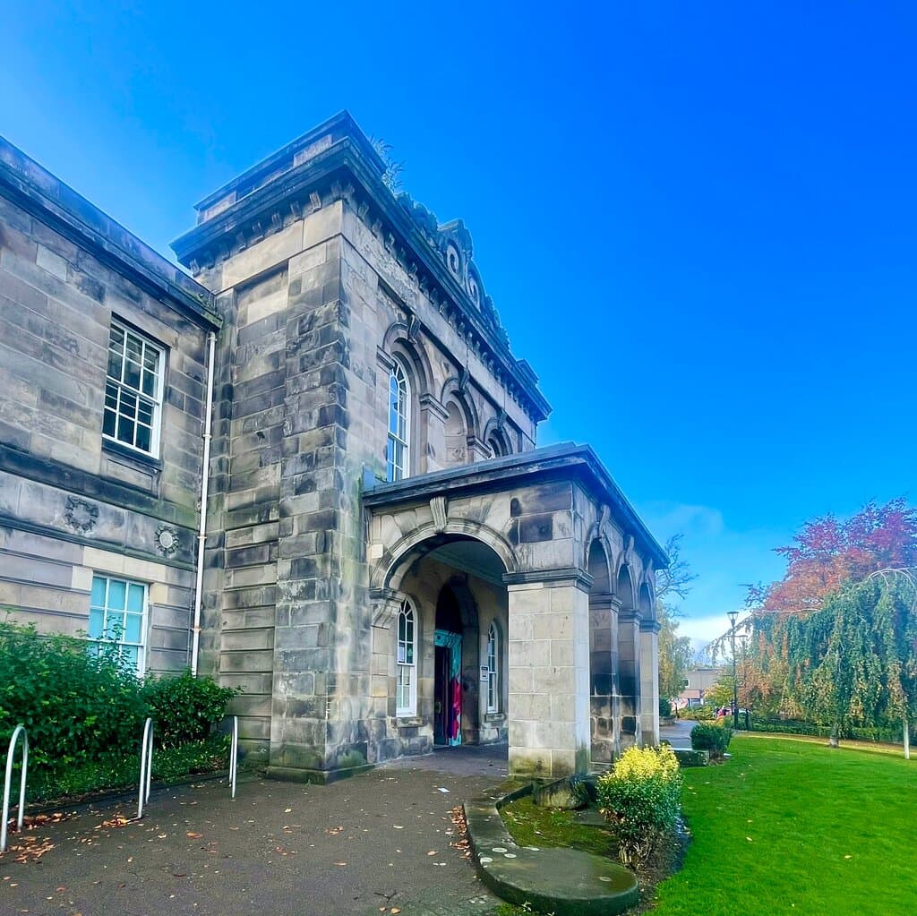 A K Bell Library