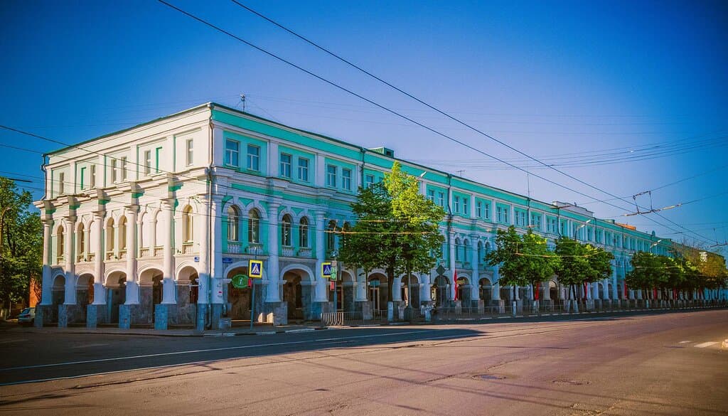 Главное здание