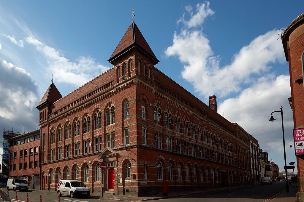 The Pen Museum is located on Frederick Street in the heart of Birmingham’s world-famous Jewellery Quarter, in a former Victorian Pen factory built in 1863, a fabulous Lombardic Italianate red brick building then know as the Albert Works and now known as the Argent Centre and a Grade II* listed building.