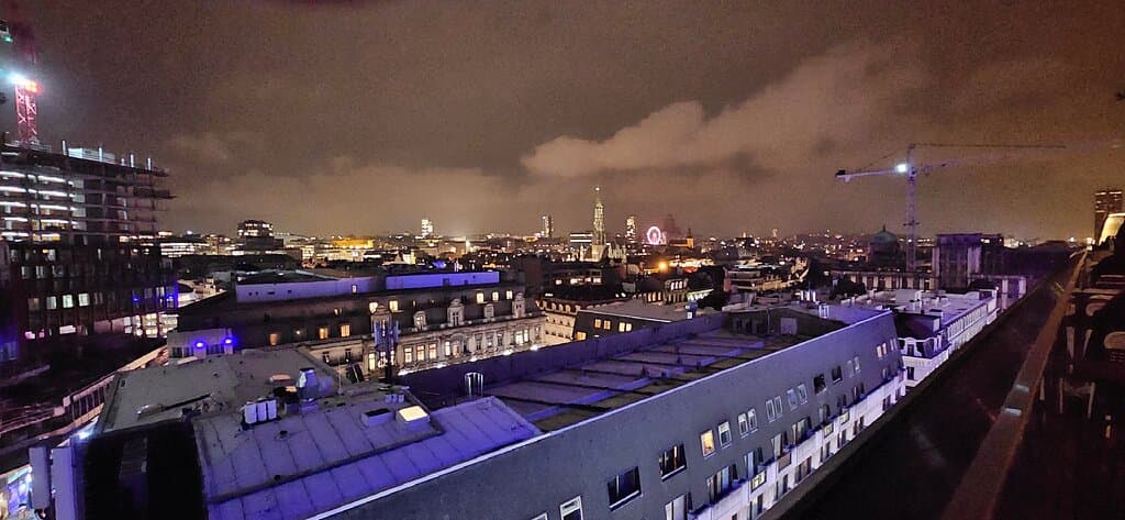Enjoy Panoramic Views from Rooftop Bar 58.bxl