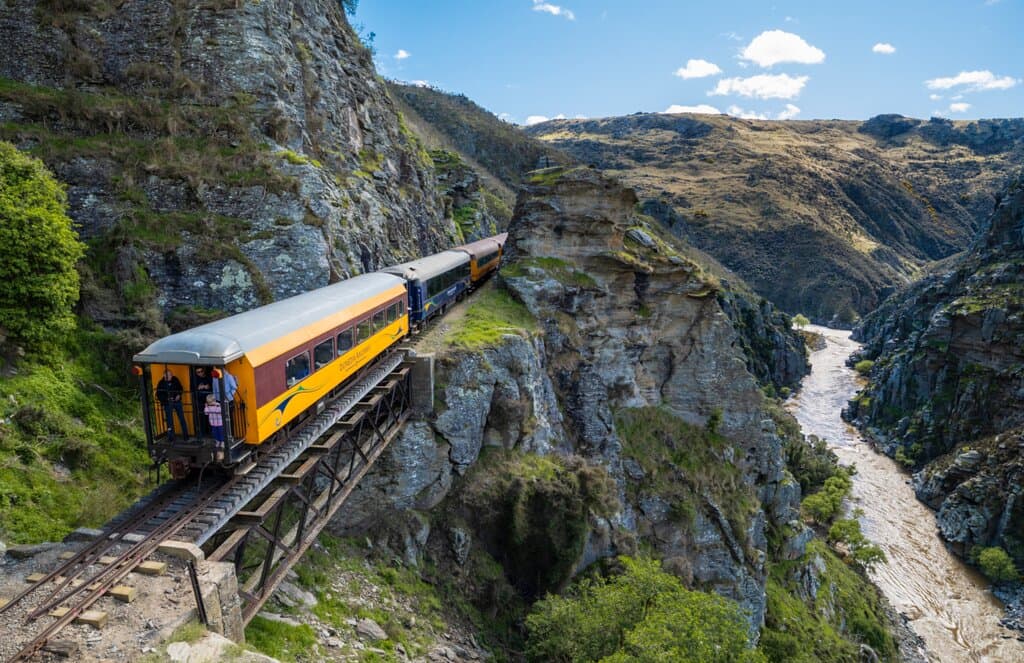 Taieri Gorge - Dunedin Railways