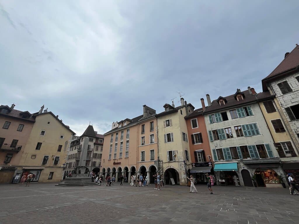 Place Notre-Dame