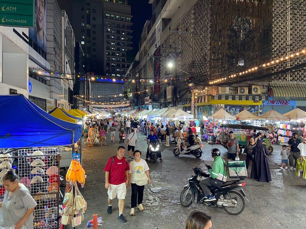 Chatuchak Market / Pratunam Market Bangkok