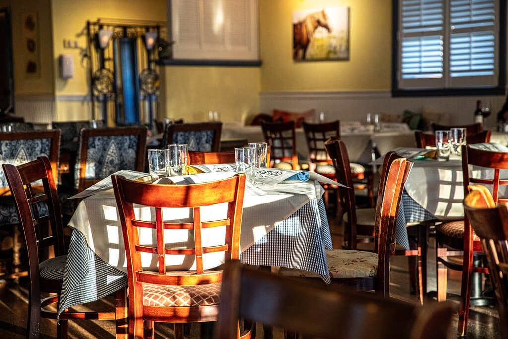 A intimate dining room for unforgettable meals.