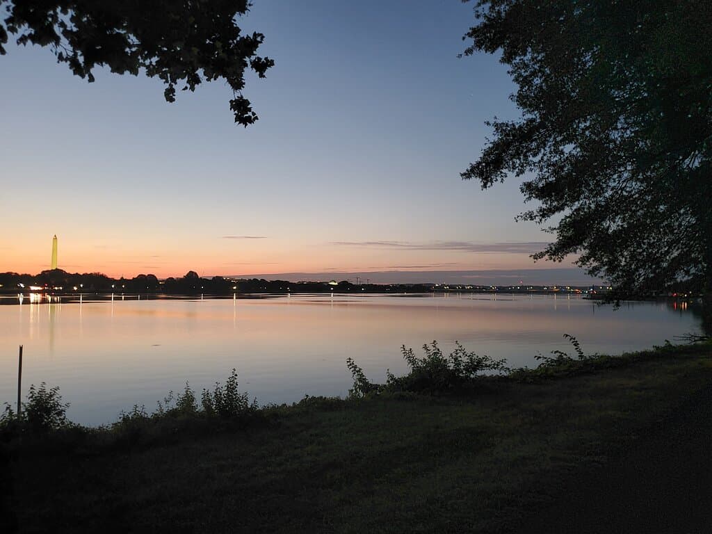 Sunrise on the Potomac River via the Mount Vernon Trail.