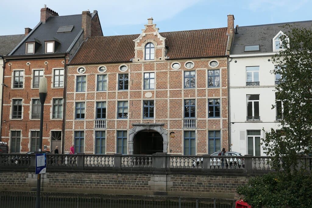 Leuven, Dijleterrassen: view on the former Brewery 'Brouwerij de Jonge Sint-Jacob' at Lei 19 