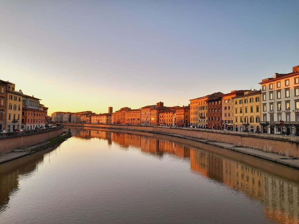 Lungarni Pisani al tramonto 