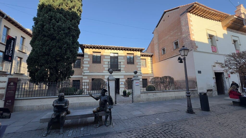 Monumento a Don Quijote y Sancho Panza